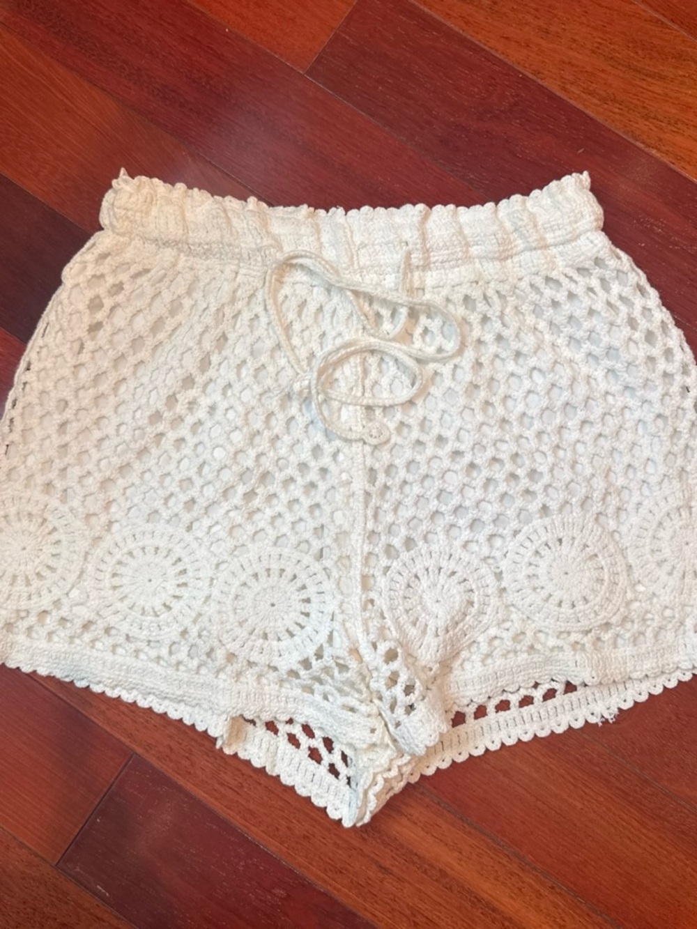 Crochet Tie-Waist Cream Women’s Shorts